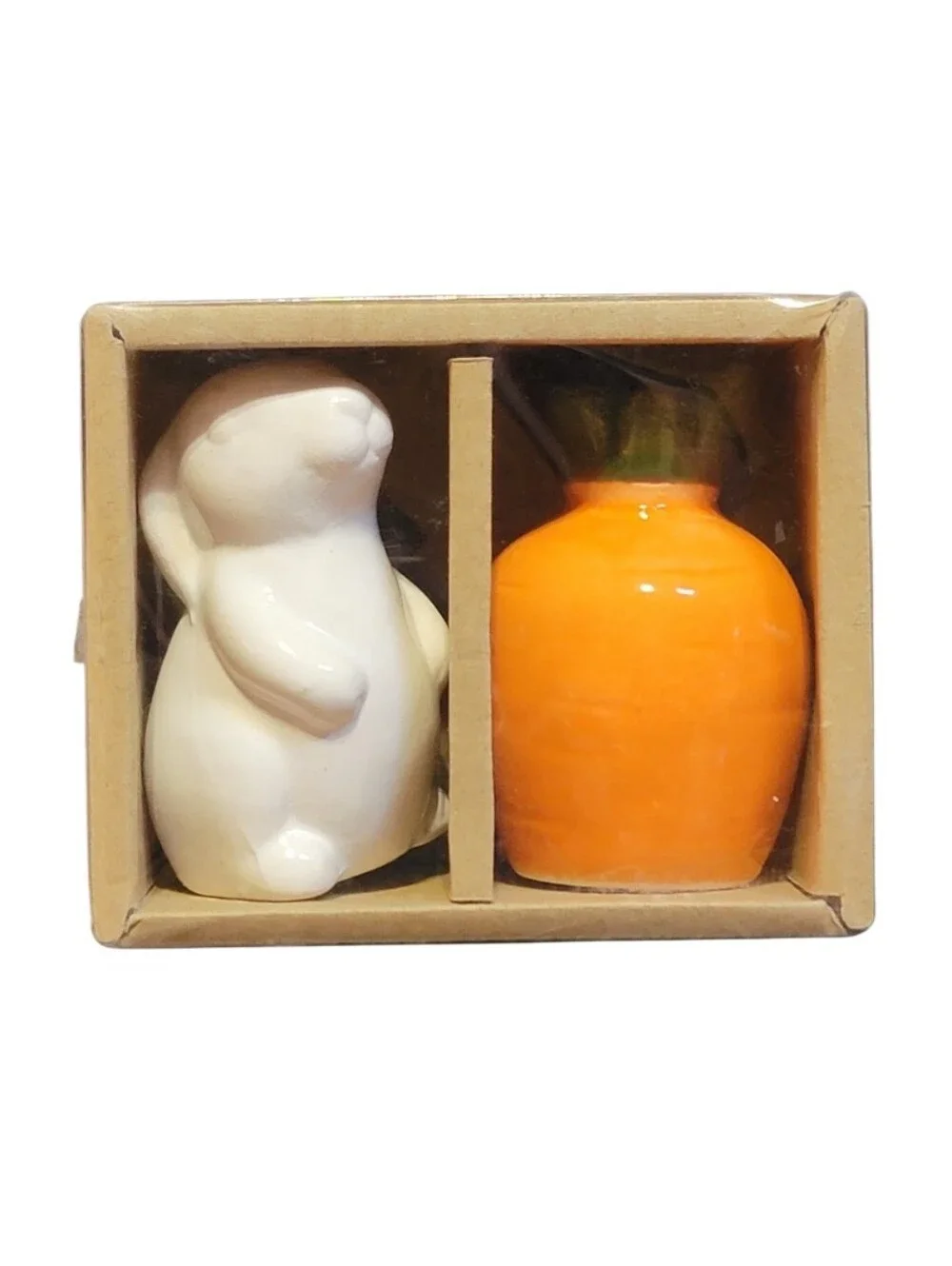 New! Easter Bunny & Carrot Salt & Pepper Shakers Set